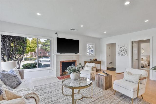 343 27th Avenue, San Mateo, CA 94403