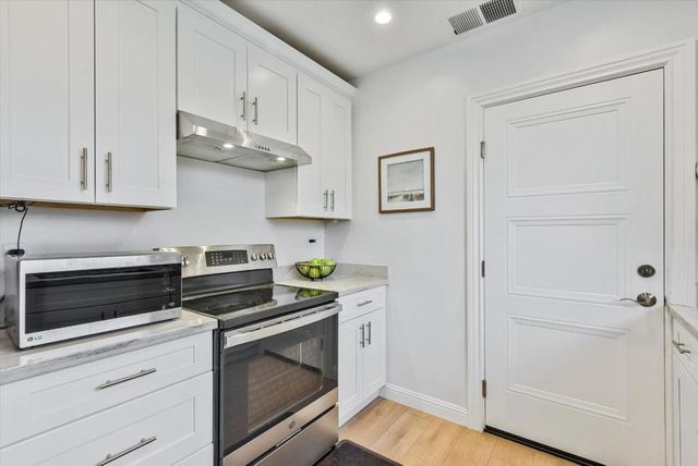 343 27th Avenue, San Mateo, CA 94403