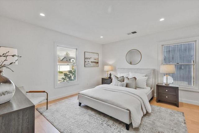 343 27th Avenue, San Mateo, CA 94403