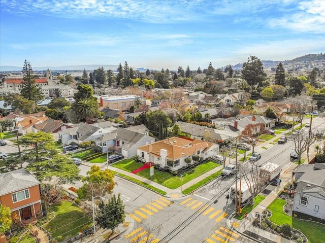 343 27th Avenue, San Mateo, CA 94403