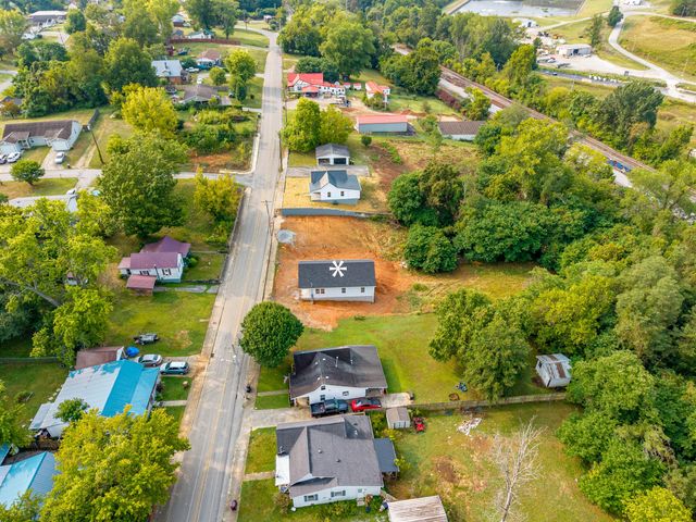 223 Jacksboro Street, Somerset, KY 42501