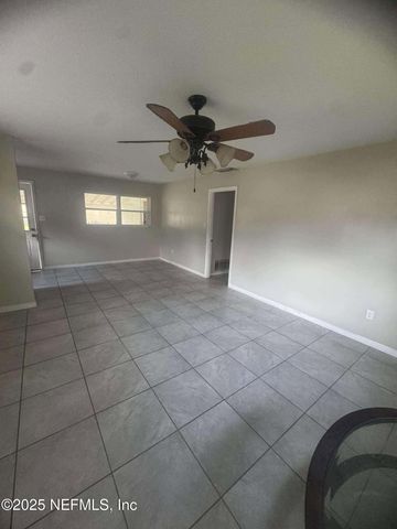 1310 CLEVELAND Avenue, Palatka, FL 32177