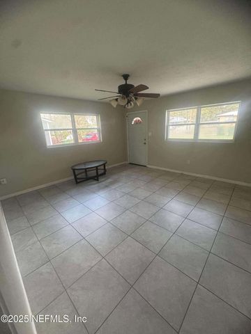 1310 CLEVELAND Avenue, Palatka, FL 32177