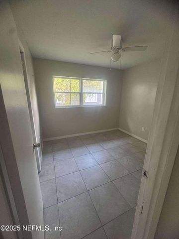 1310 CLEVELAND Avenue, Palatka, FL 32177