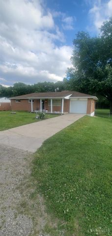 467 E Lomar Avenue, Carlisle, OH 45005