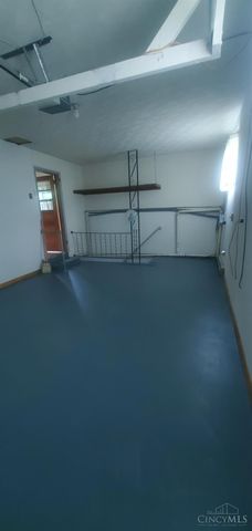 467 E Lomar Avenue, Carlisle, OH 45005