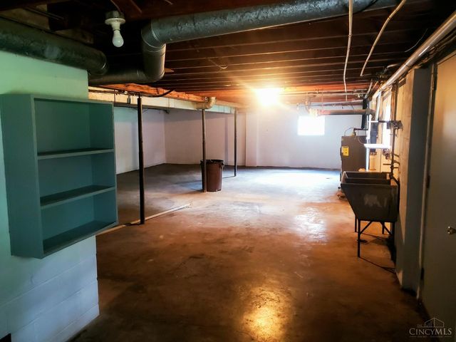 467 E Lomar Avenue, Carlisle, OH 45005