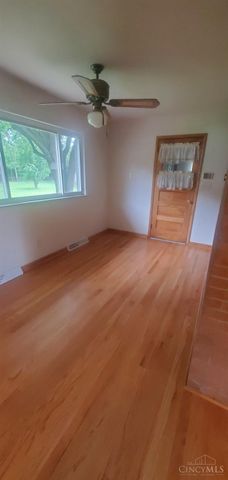 467 E Lomar Avenue, Carlisle, OH 45005