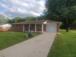467 E Lomar Avenue, Carlisle, OH 45005