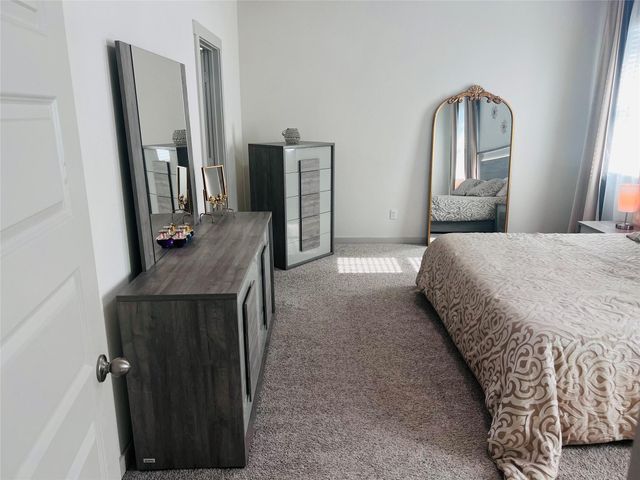 94 Barton Creek LN, Hutto, TX 78634