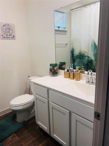 94 Barton Creek LN, Hutto, TX 78634