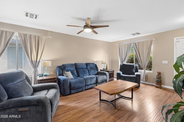 10844 E DIAMOND Avenue, Mesa, AZ 85208