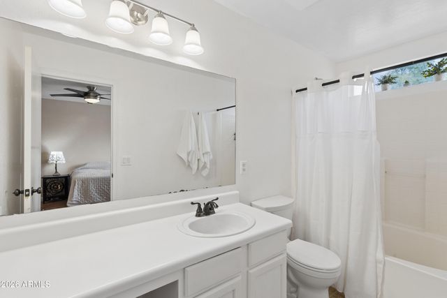 10844 E DIAMOND Avenue, Mesa, AZ 85208