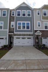 2709 Hunter Woods Drive, Apex, NC 27502