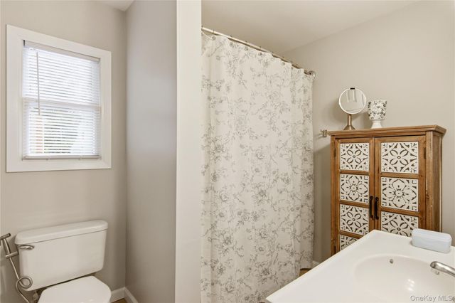 301 Laurel Road, Northport, NY 11768