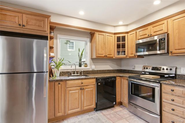 301 Laurel Road, Northport, NY 11768