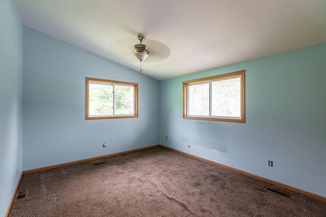 N1303 Leske ROAD, La Crosse, WI 54601