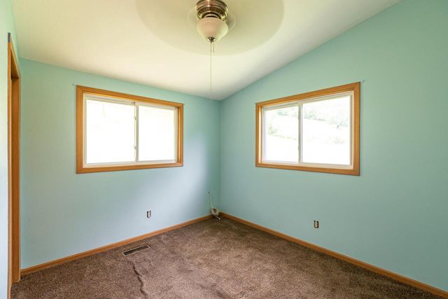 N1303 Leske ROAD, La Crosse, WI 54601