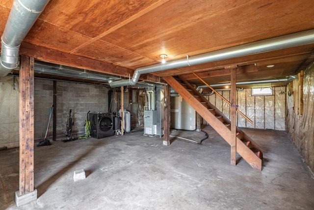 N1303 Leske ROAD, La Crosse, WI 54601
