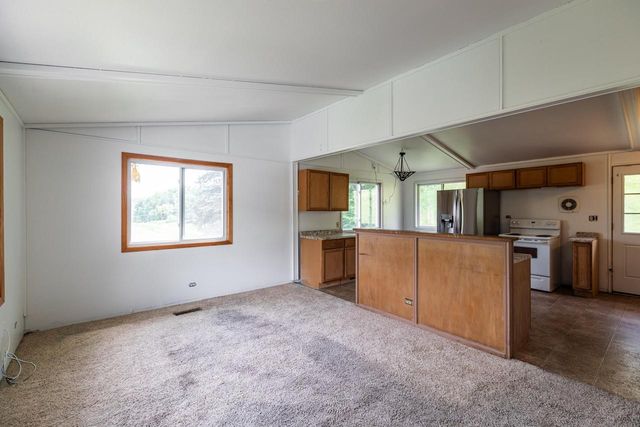 N1303 Leske ROAD, La Crosse, WI 54601