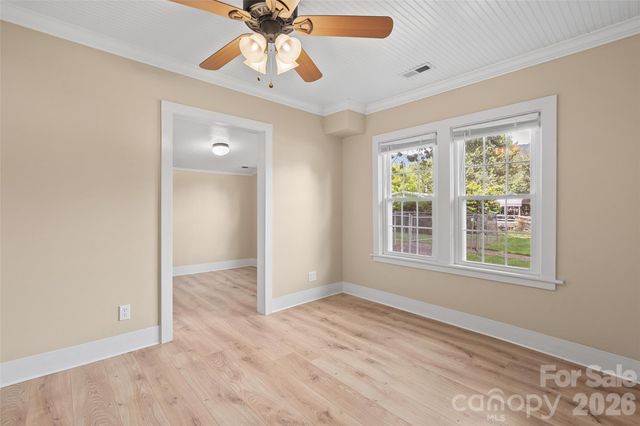 95 Elysinia Avenue, Waynesville, NC 28786
