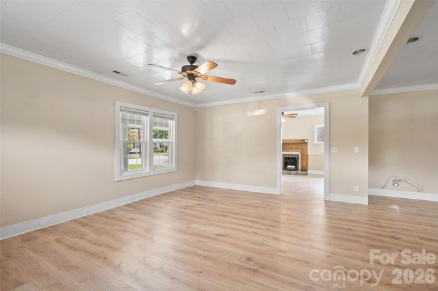 95 Elysinia Avenue, Waynesville, NC 28786