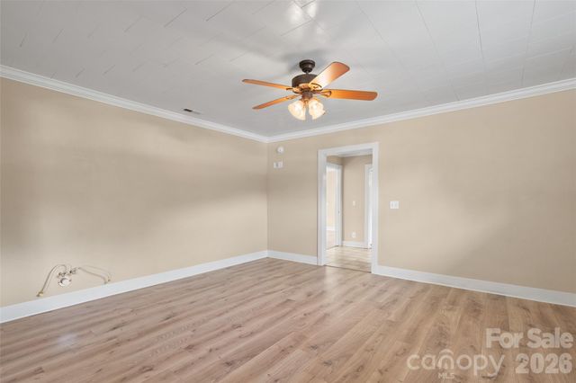 95 Elysinia Avenue, Waynesville, NC 28786