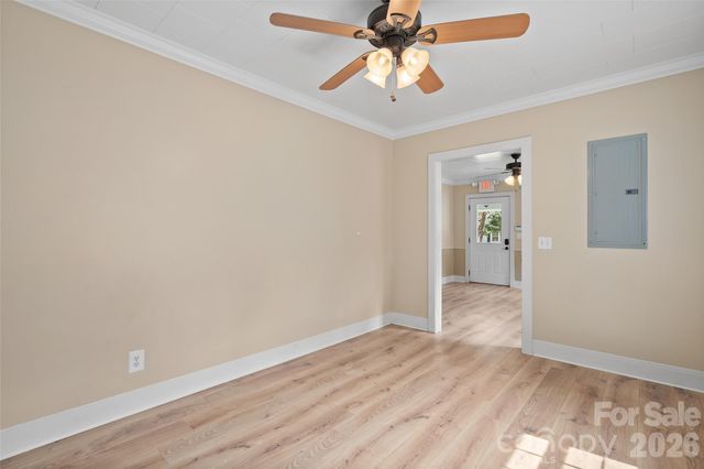 95 Elysinia Avenue, Waynesville, NC 28786