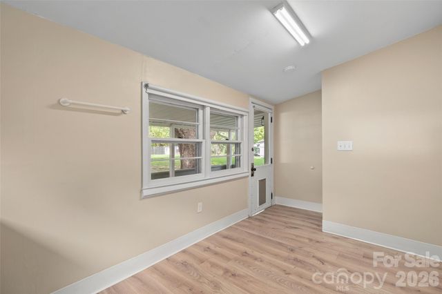 95 Elysinia Avenue, Waynesville, NC 28786