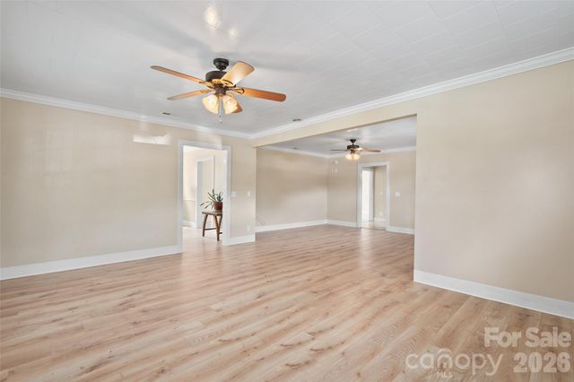 95 Elysinia Avenue, Waynesville, NC 28786
