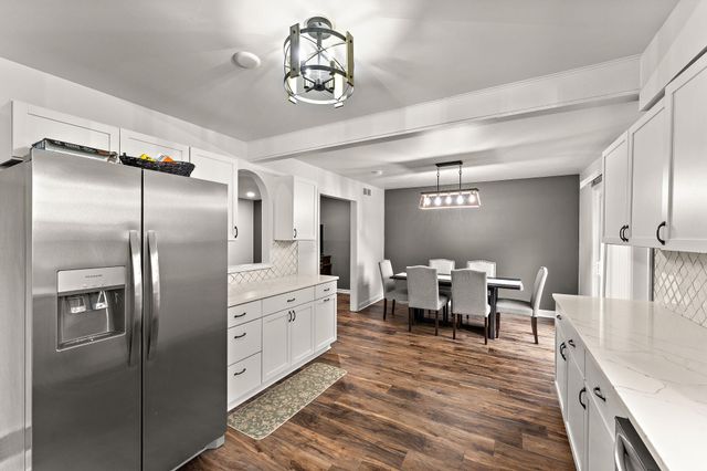 3764 Kingsway Drive, Crown Point, IN 46307