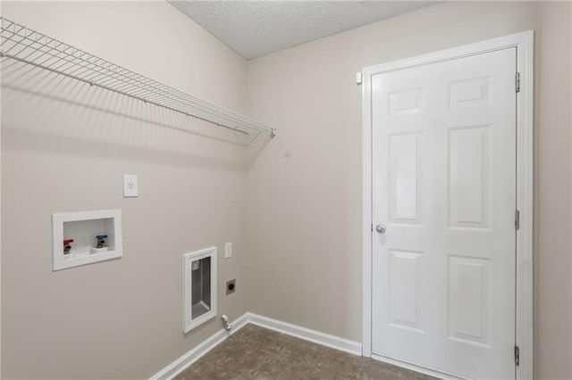 127 Hidden Lake Circle, Canton, GA 30114