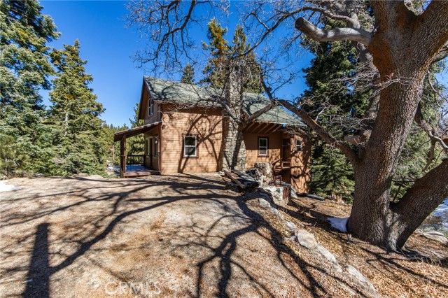 33350 Robin Drive, Green Valley Lake, CA 92341