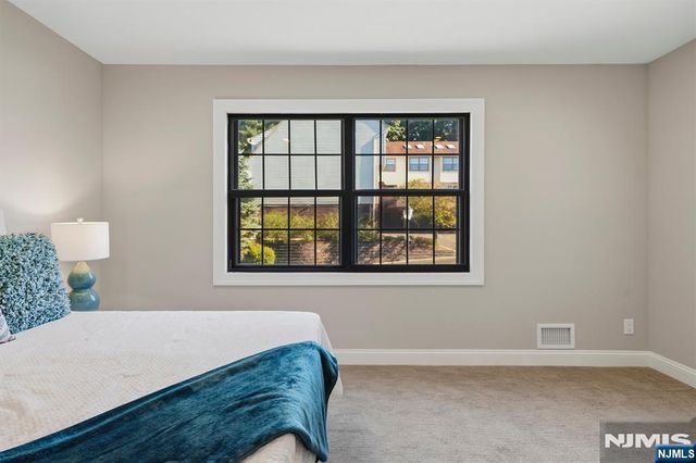 101 E Oak Street I-3, Oakland, NJ 07436