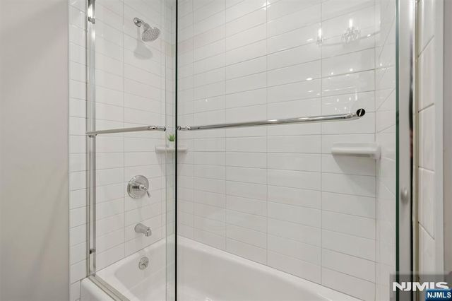 101 E Oak Street I-3, Oakland, NJ 07436