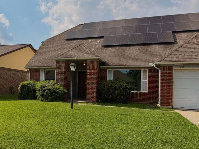 9114 Smokehollow Drive, Houston, TX 77064