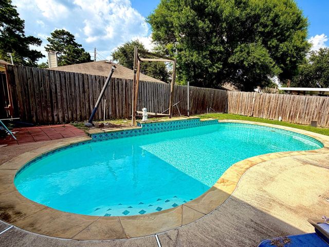 9114 Smokehollow Drive, Houston, TX 77064