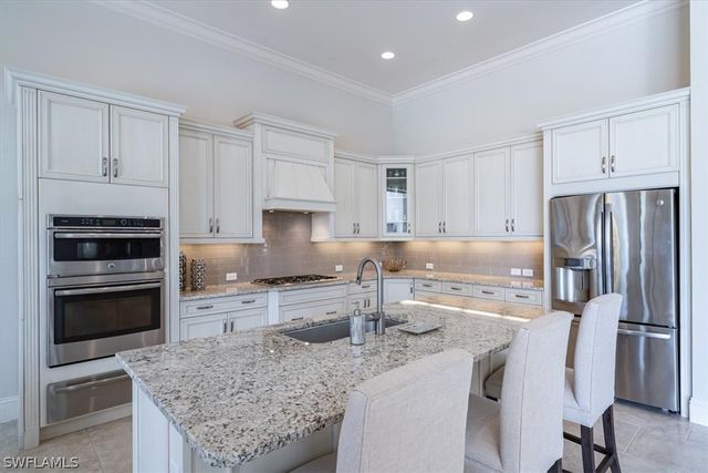 28854 Blaisdell DR, Naples, FL 34119