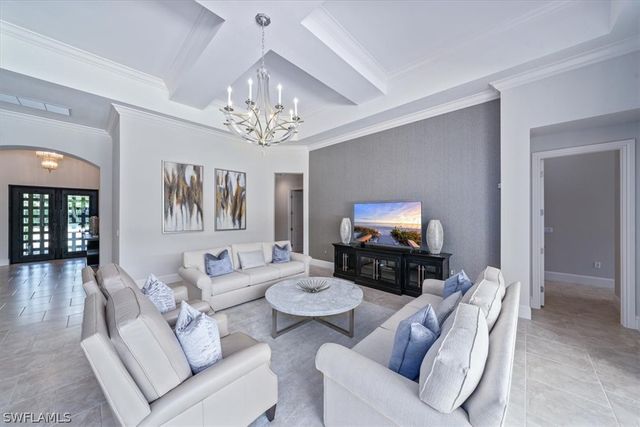 28854 Blaisdell DR, Naples, FL 34119