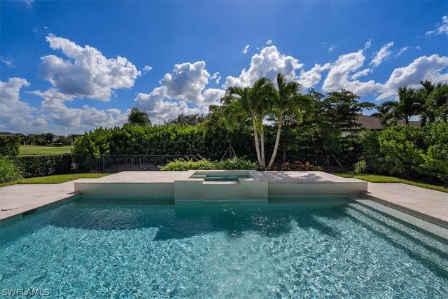 28854 Blaisdell DR, Naples, FL 34119