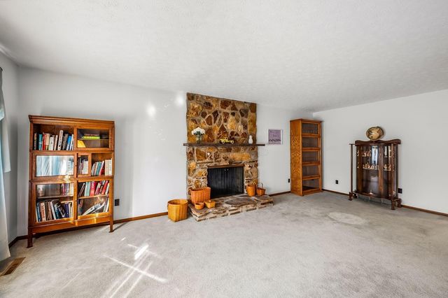 8191 Maxtown Road, Westerville, OH 43082