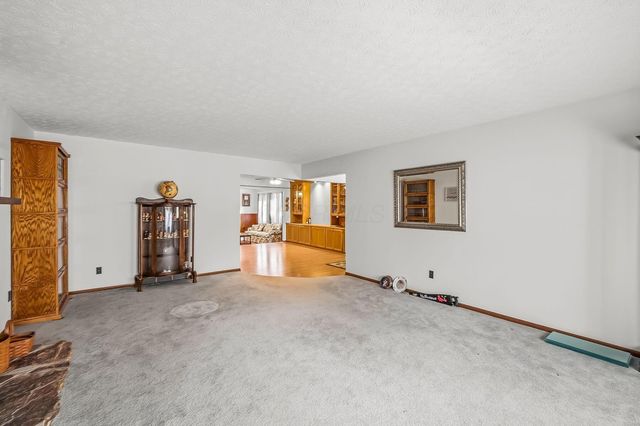 8191 Maxtown Road, Westerville, OH 43082