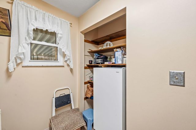 8191 Maxtown Road, Westerville, OH 43082