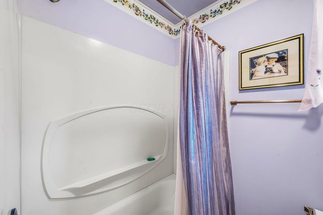 8191 Maxtown Road, Westerville, OH 43082