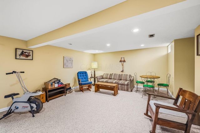 8191 Maxtown Road, Westerville, OH 43082