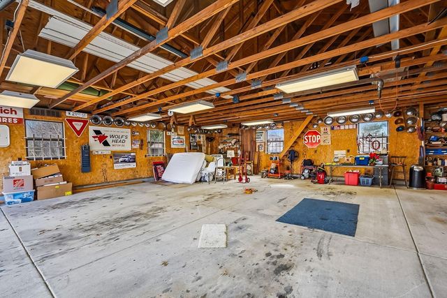 8191 Maxtown Road, Westerville, OH 43082