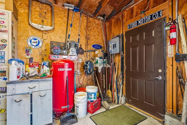 8191 Maxtown Road, Westerville, OH 43082