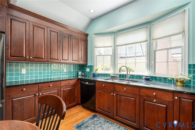 7712 Sweetbriar Rd, Henrico, VA 23229