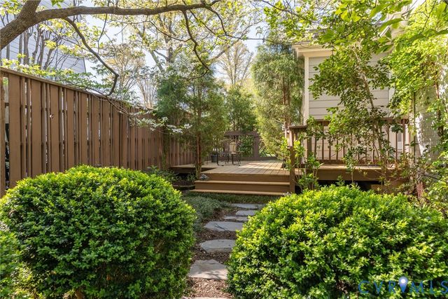 7712 Sweetbriar Rd, Henrico, VA 23229