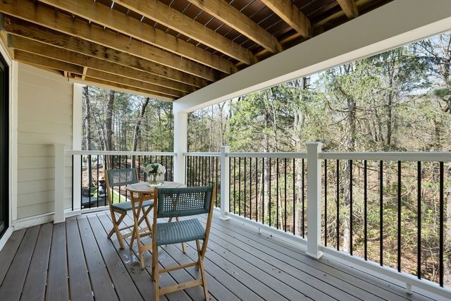 6 Ivy Circle, Winchester, MA 01890